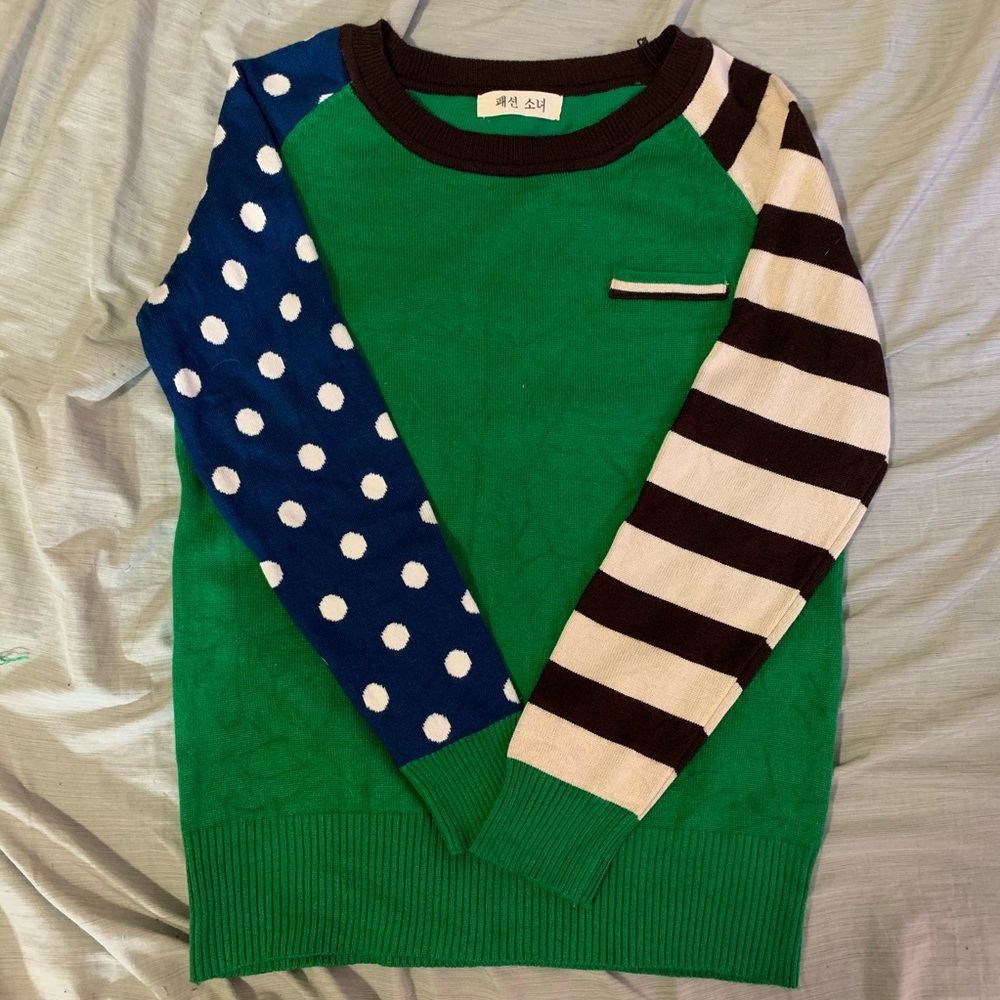 Sweater With Korean Tag